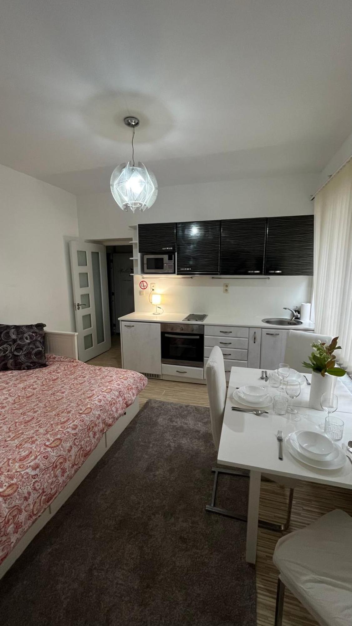 Two Bedroom Flat - Hyper Center ブリュッセル エクステリア 写真