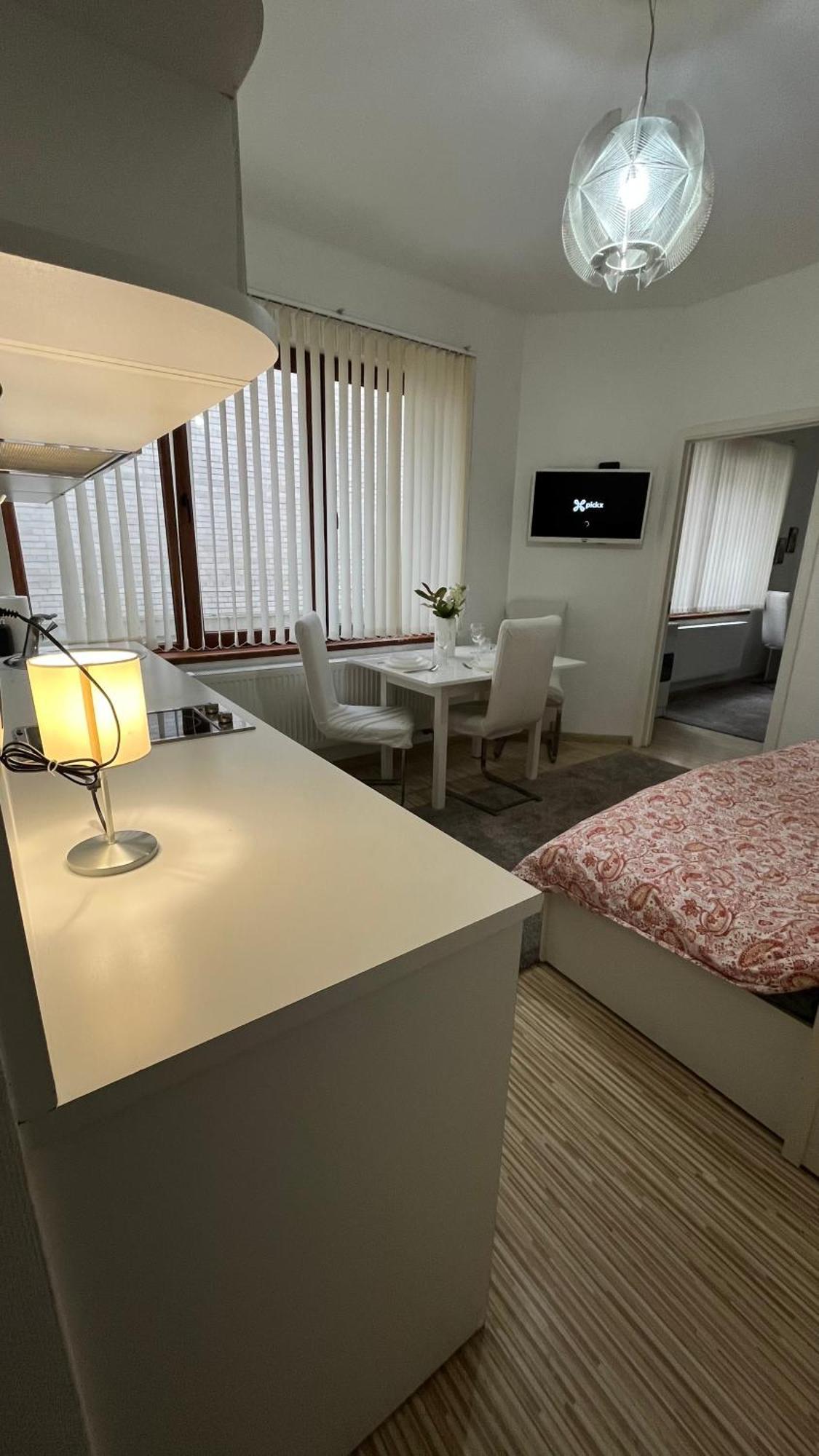 Two Bedroom Flat - Hyper Center ブリュッセル エクステリア 写真